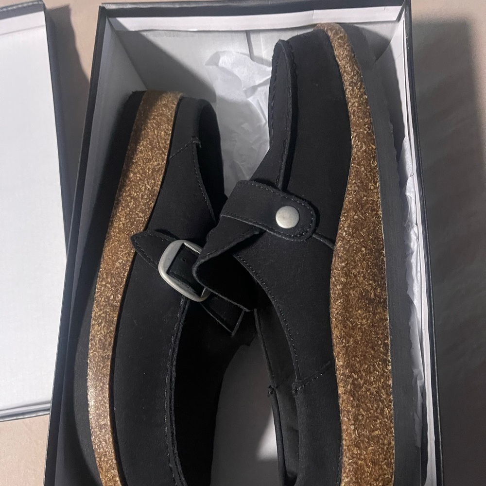 Black Women's Casual Shoes